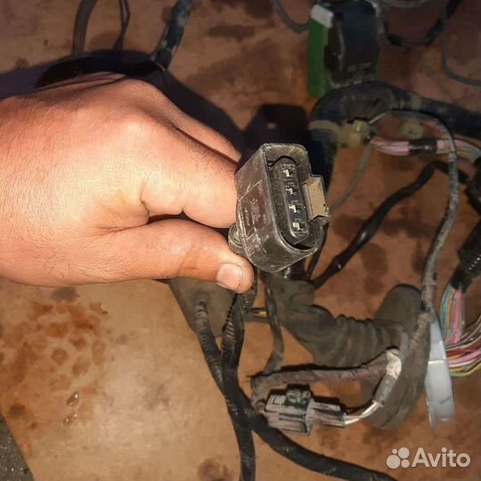 Подкапотная проводка мазда форд