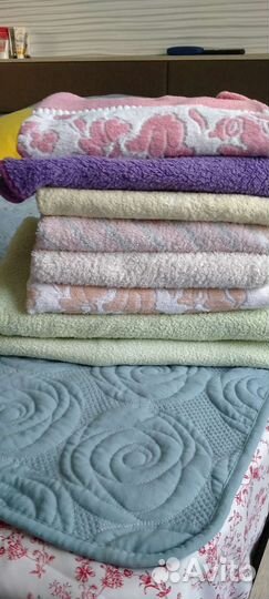 Махровые полотенца бу разного размера