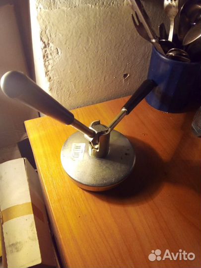 Закаточная машинка автомат новая