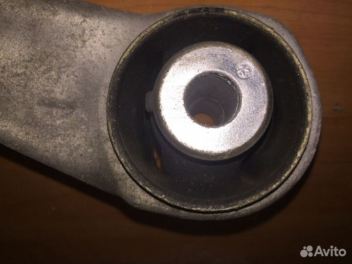 Рычаг левый передней подвески Bmw f10