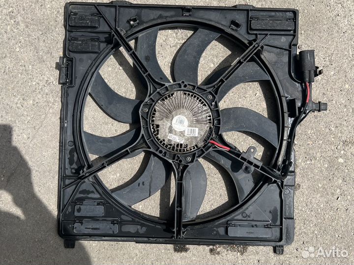 Вентилятор охлаждения на BMW x5 X6M e70 e71