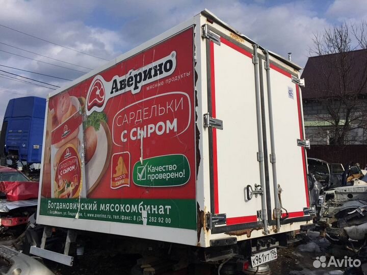Разбитая будка 2018 года 2х2х3.3м