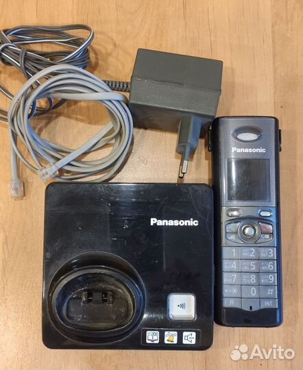 Радиотелефон Panasonic kx-tg8205ru