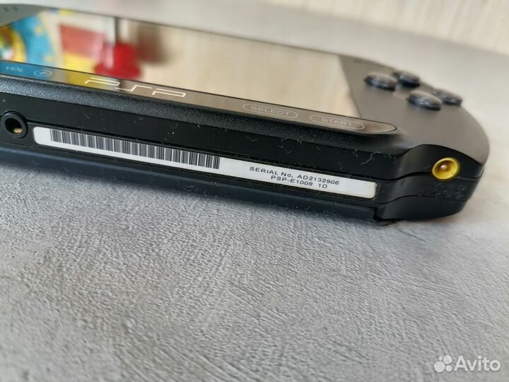 Sony PSP Е1008 8gb Прошита,999игр