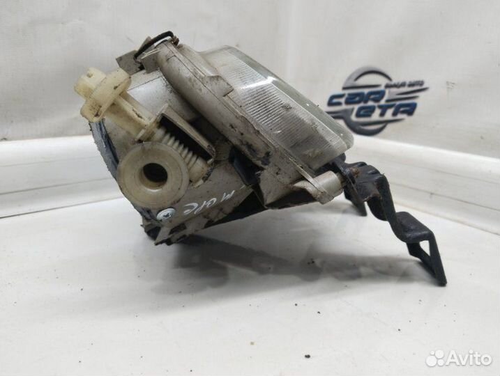 Фара противотуманная передняя левая Mercedes-Benz