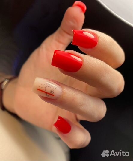 Маникюр и наращивание ногтей