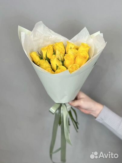 Букет цветов из 15 роз с доставкой