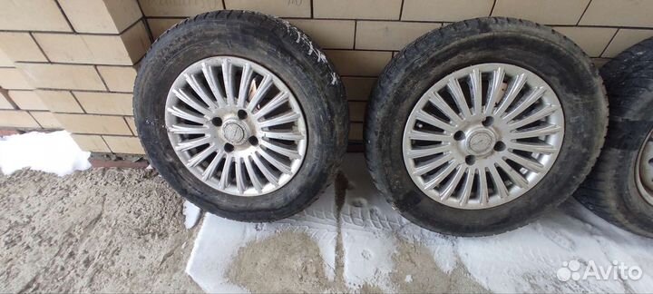 Michelin  Defender XT 205/65 R15