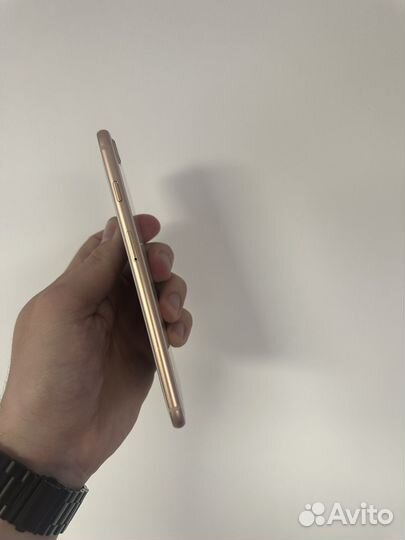 iPhone 8 Plus, 64 ГБ