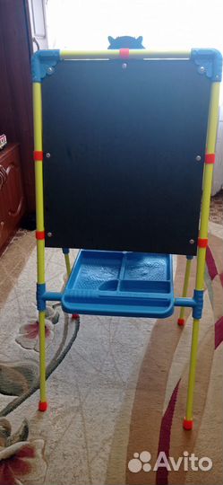 Мольберт для рисования с магнитами (буквы,цифры)