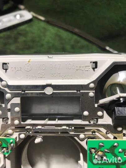 Плафон освещения салона Volkswagen Passat B6 BMP