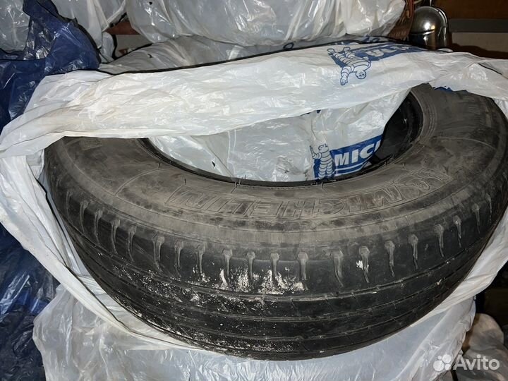 Michelin Energy E-V 235/65 R17