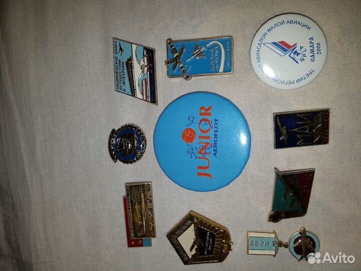 Продам значки авиация любой знак