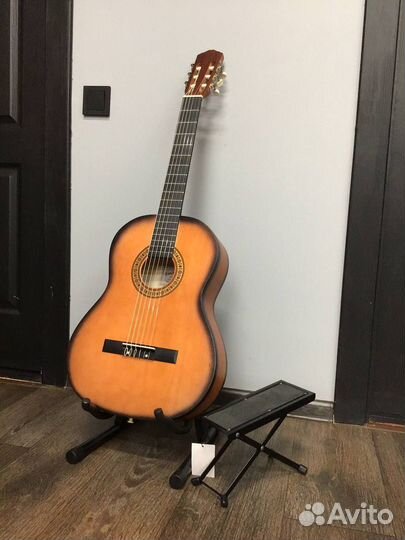 Классическая гитара Амистар M-30-SB (в наборе)