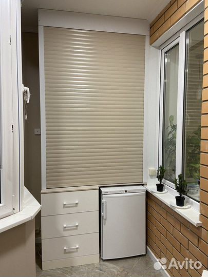 Шкаф с рольставнями на балкон на заказ с доставкой