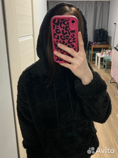Плюшевая толстовка черная