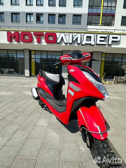 Скутер Scirocco