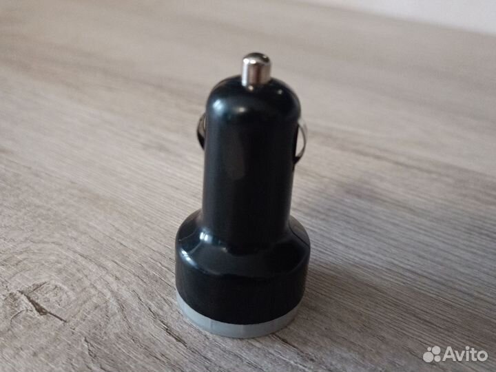 Зарядка в прикуриватель 2 USB