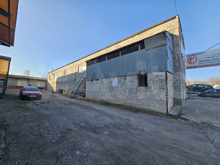 Свободного назначения, 972.6 м²