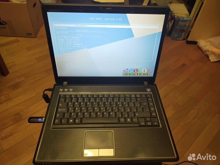 Ноутбук RoverBook Pro M490