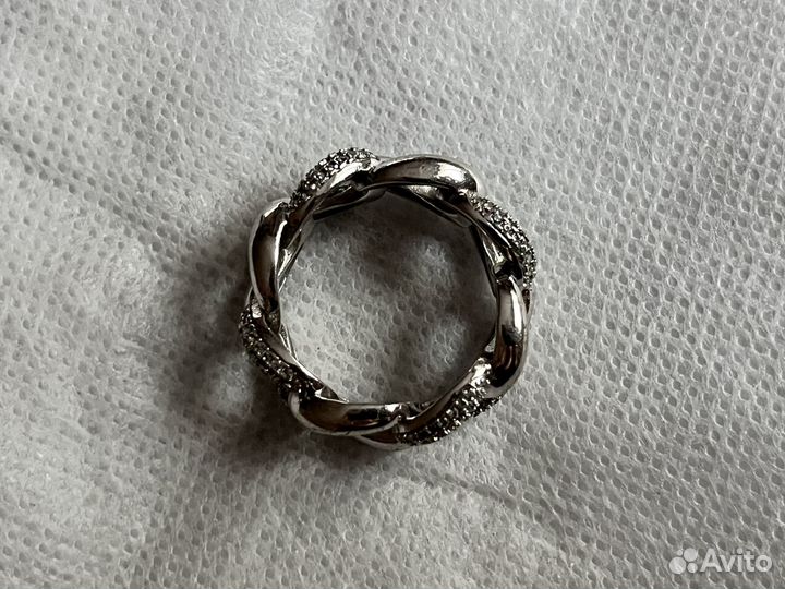 Серебристое кольцо из звеньев бренда 