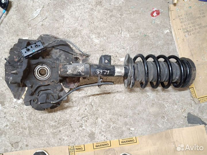 Стойка в сборе передняя правая BMW X5 E53