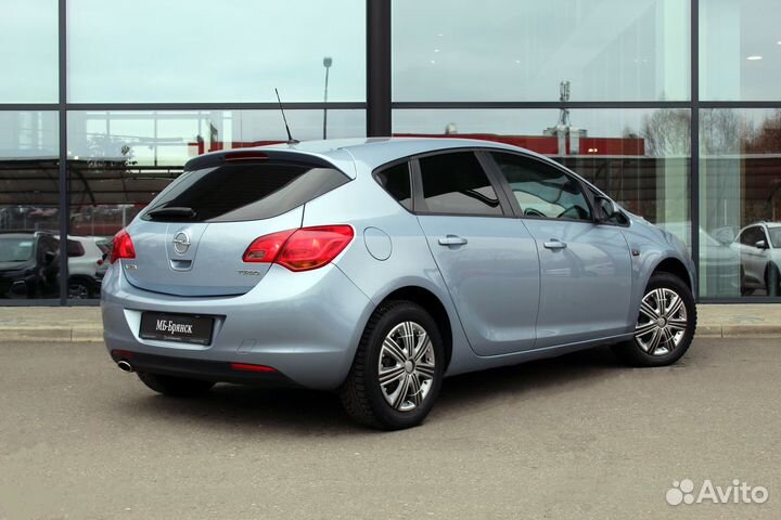 Opel Astra 1.4 МТ, 2011, 128 017 км