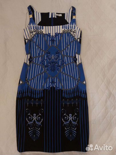 Платье Versace М,46 размер