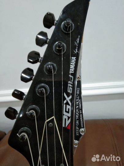 Электрогитара yamaha 611J