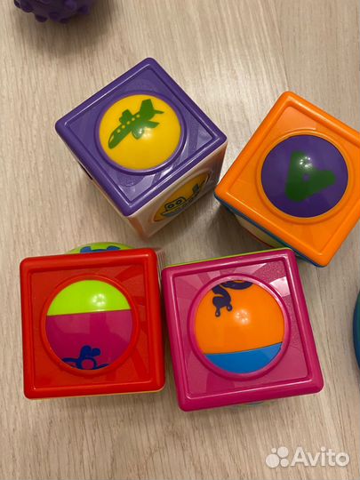 Развивающие игрушки пакетом
