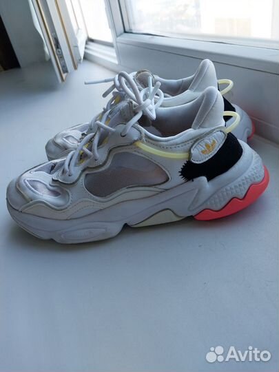 Кроссовки adidas ozweego 38