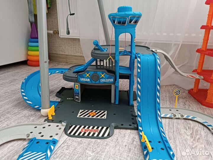 Полицейский и пожарный стадион, конструктор