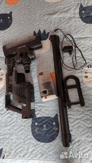 Беспроводной вертикальный пылесос kitfort kt-536-1