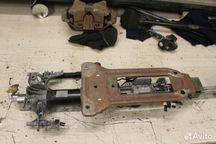 Колонка Рулевая BMW BMW 1-Series 32306854045