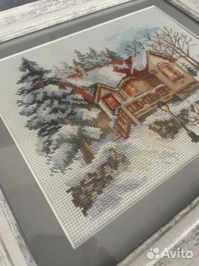 Картина вышитая крестом ручная работа
