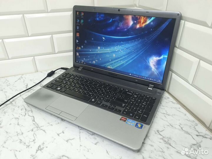 Ноутбук Samsung NP350V5C