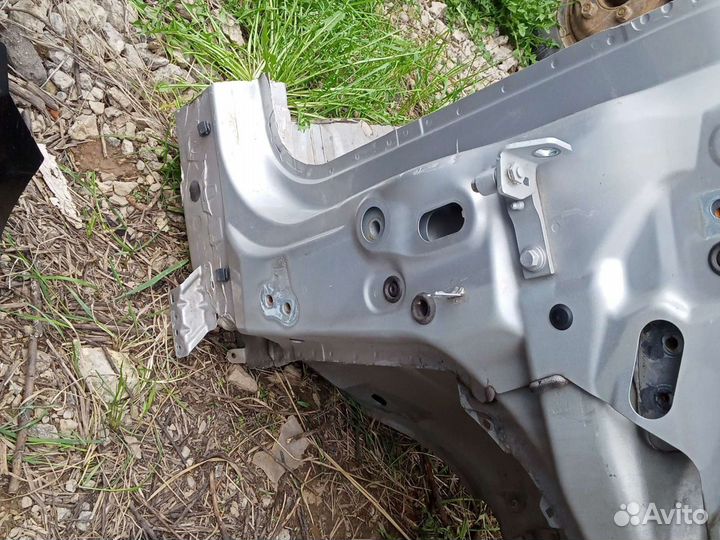 Четверть кузова передний правый Ford Focus 3