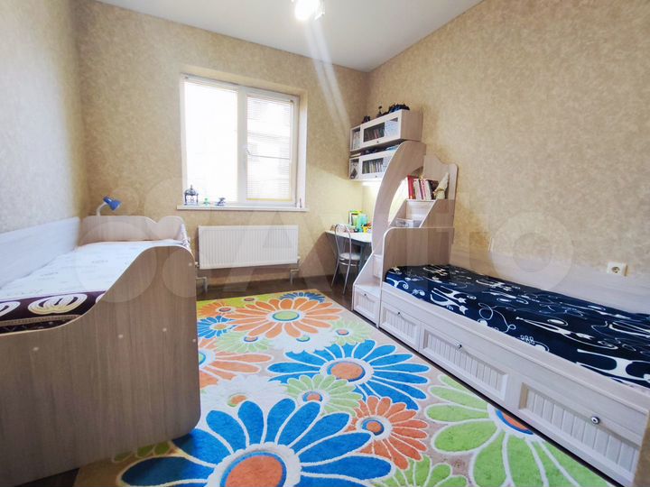 2-к. квартира, 60 м², 1/3 эт.