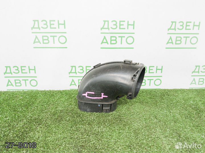 Воздухозаборник Volvo V50
