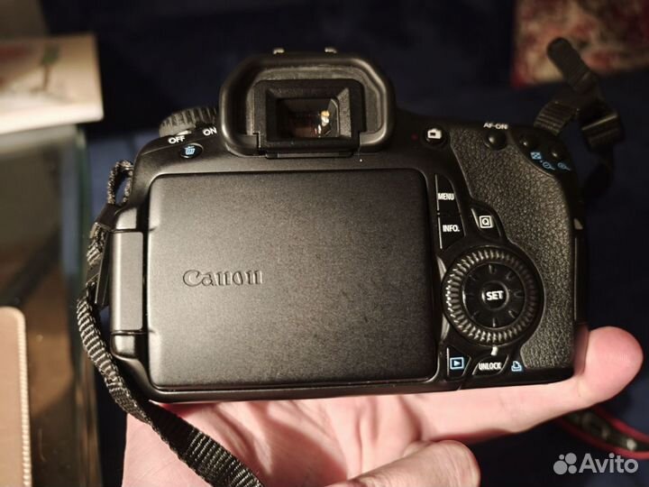 Зеркальный фотоаппарат Canon 60d (пробег 26т)