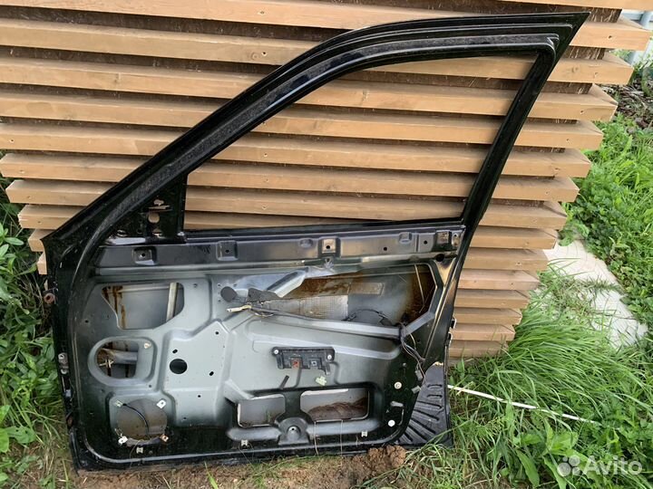 Дверь передняя priora