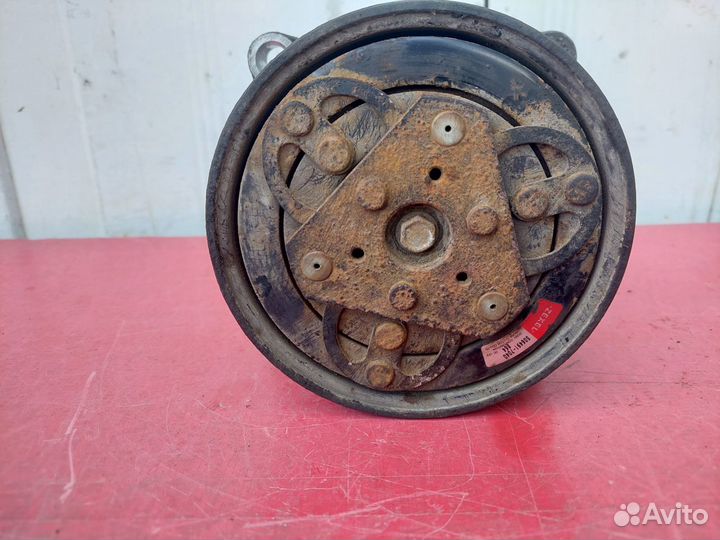 Компрессор кондиционера Volvo S40