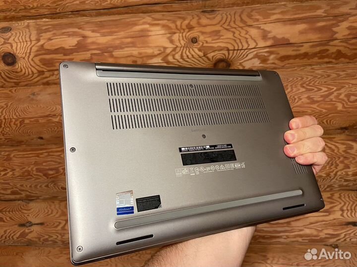 Dell Latitude 7300