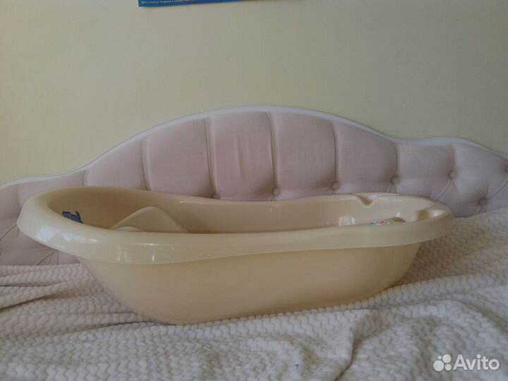 Ванночка с горкой для купания 84 см