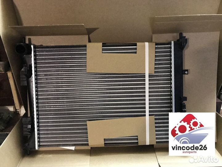 Радиатор новый аналог на все модели