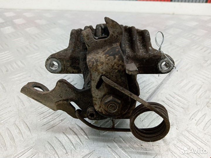 Суппорт задний правый для Volkswagen Passat 5 GP