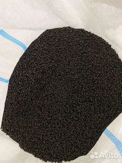 Корм для форели и осетровых пород рыб