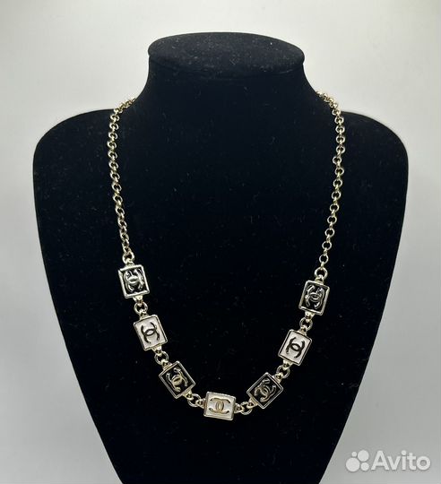 Колье Chanel