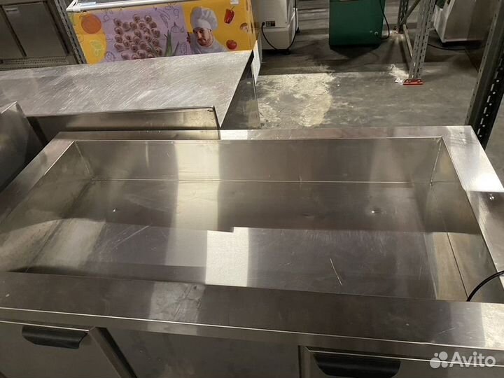 Холодильный стол