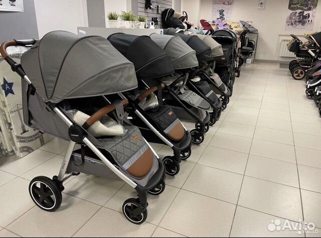 Прогулочная коляска на больших колёсах